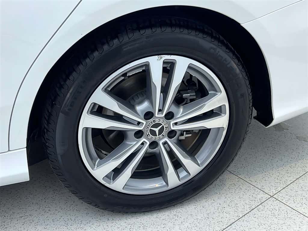 Mercedes-Benz C-Class, 2018 6