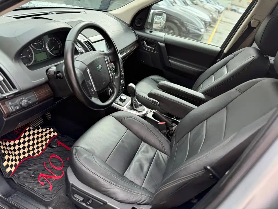 Land Rover Freelander 2