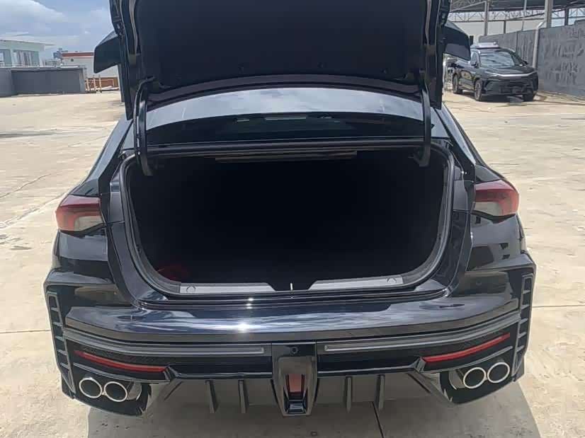 Trumpchi Shadow Leopard