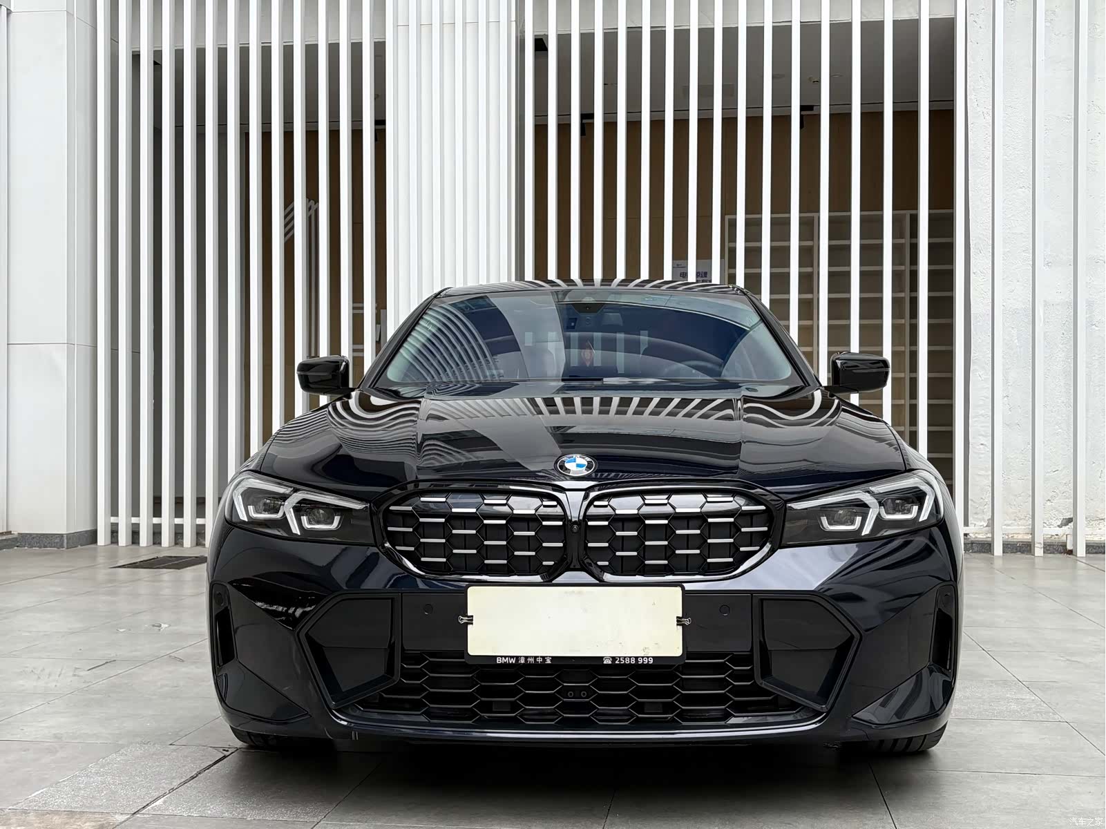 BMW 3 Series, 2023 2