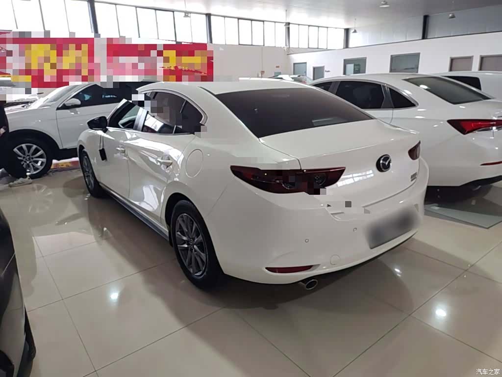 Mazda Mazda3, 2022 все фото