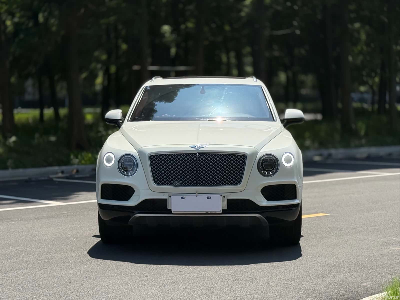 Bentley Bentayga, 2020 2