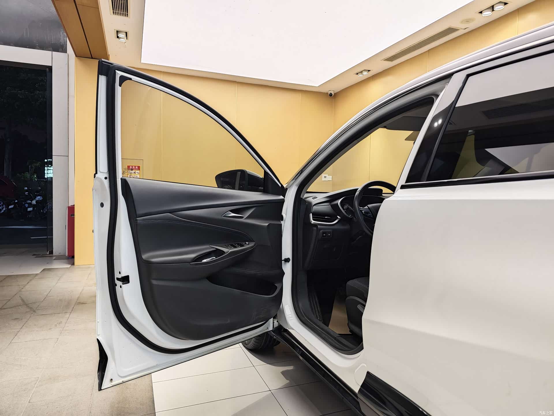 Buick Encore, 2020 7