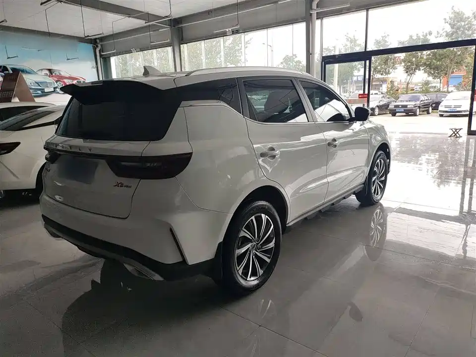 Geely Vision X6