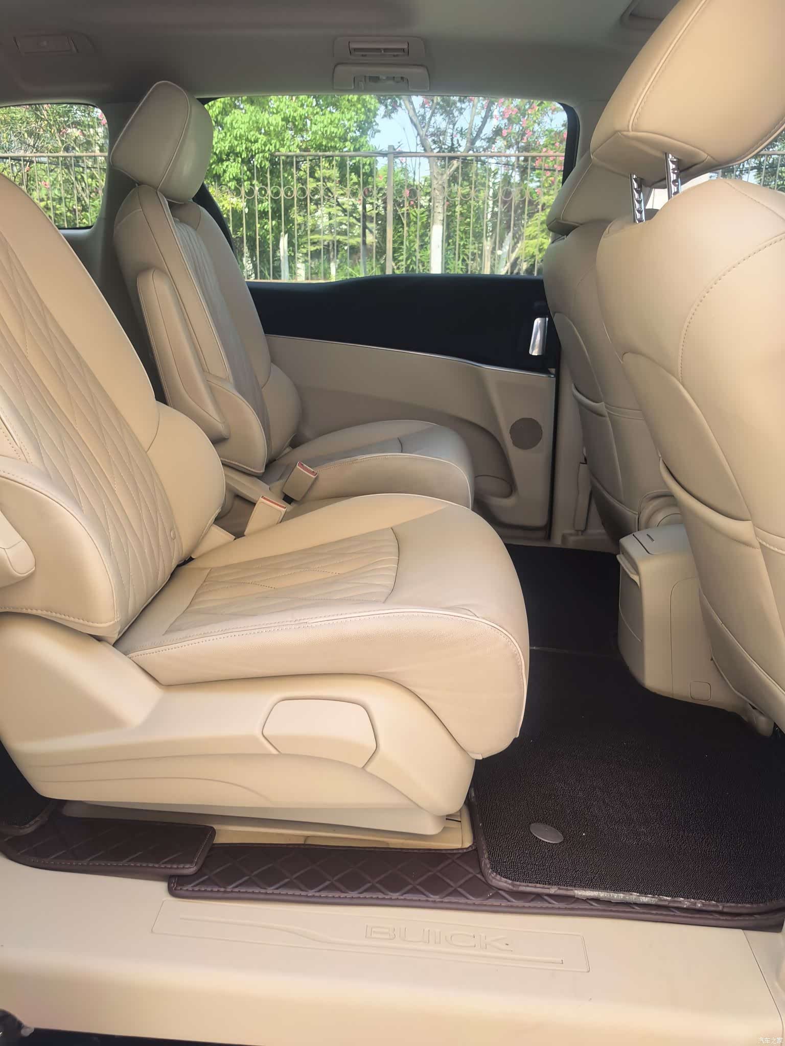 Buick GL8, 2023 25