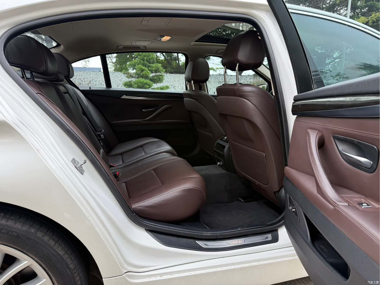 BMW 5 Series, 2014 21