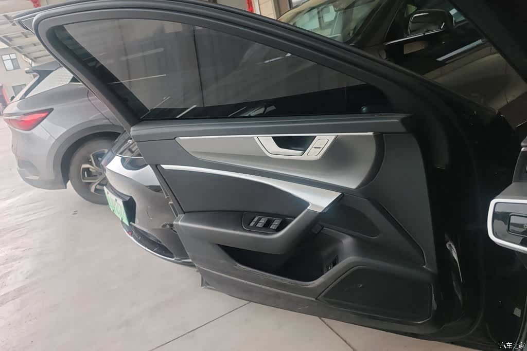 Audi A6L, 2023 7