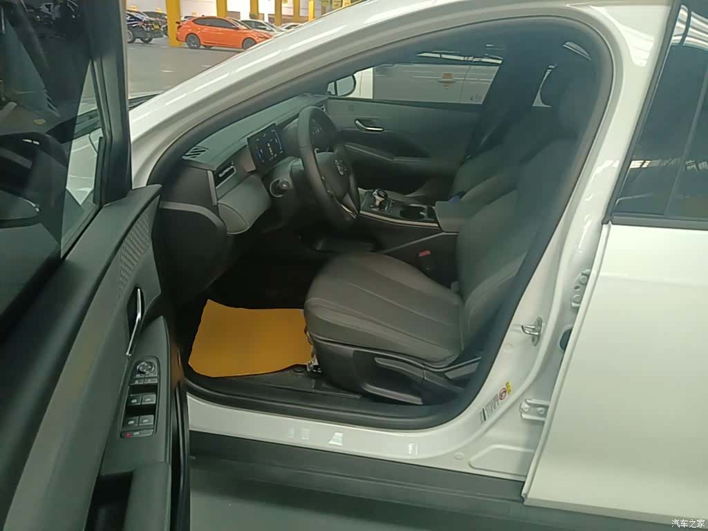 BYD Qin, 2025 16