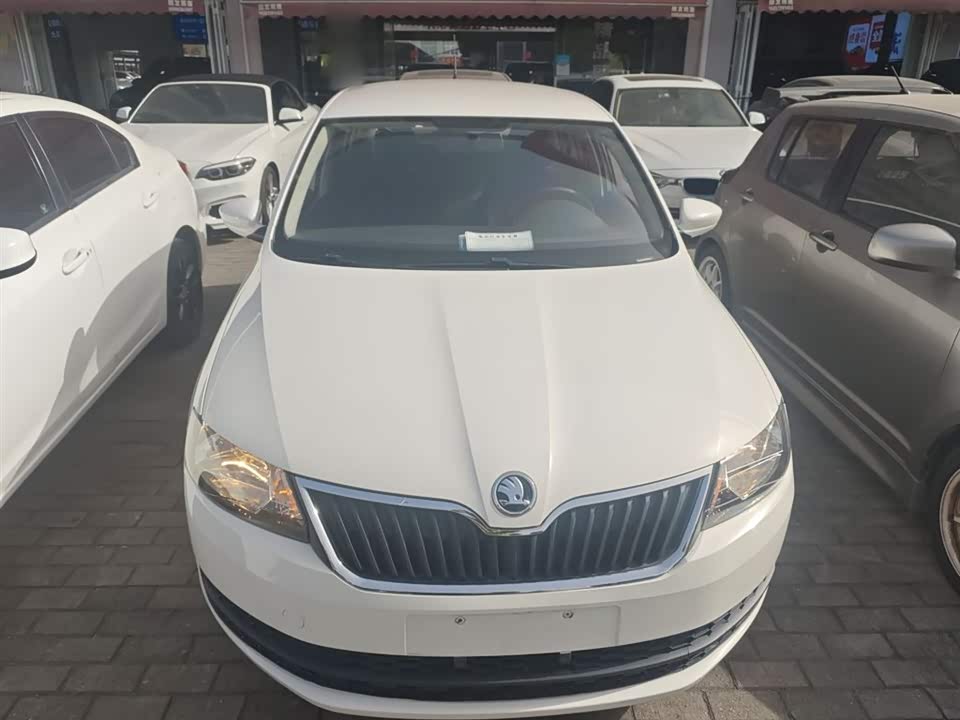Skoda Xindong