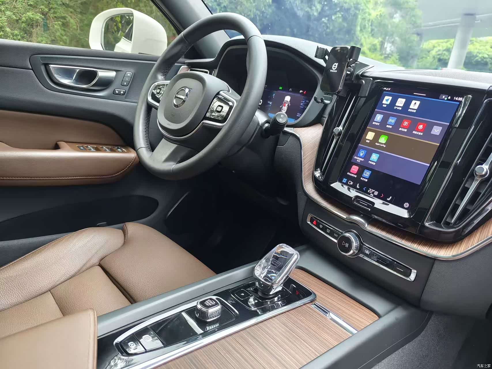 Volvo XC60, 2024 14