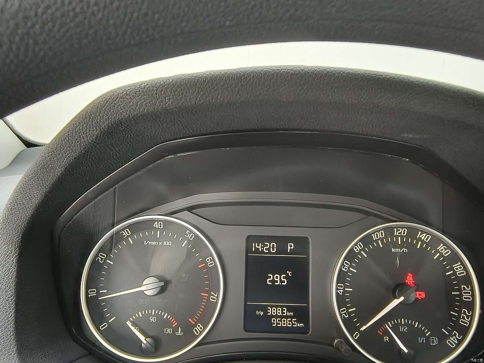 Skoda Octavia, 2012 8