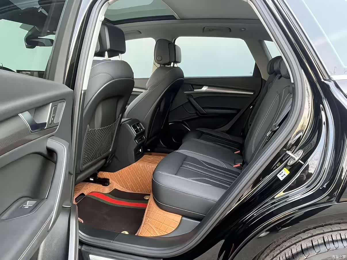Audi Q5L, 2023 все фото
