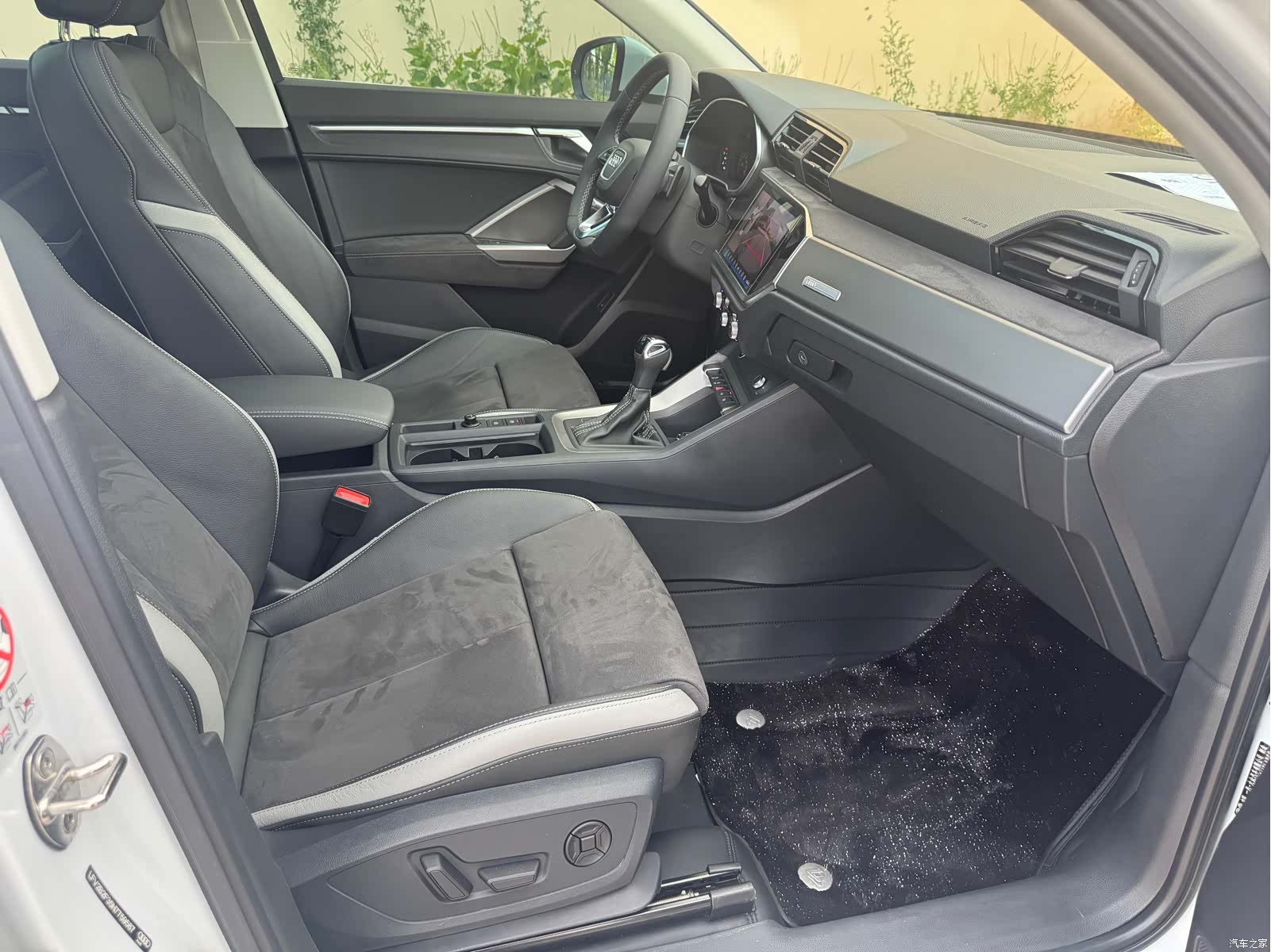 Audi Q3, 2023 16