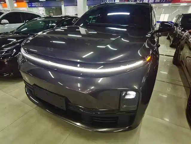 Li Auto L7 2024 — купить из Китая под заказ