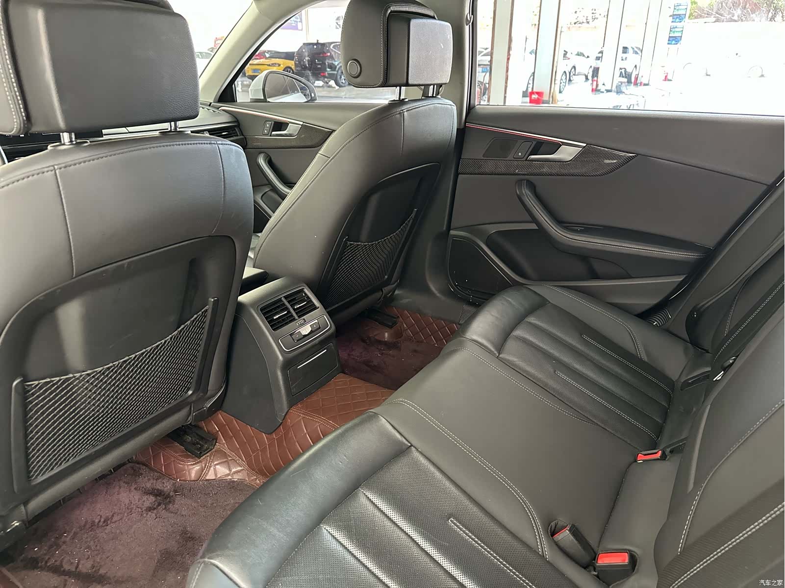 Audi A4L, 2021 9