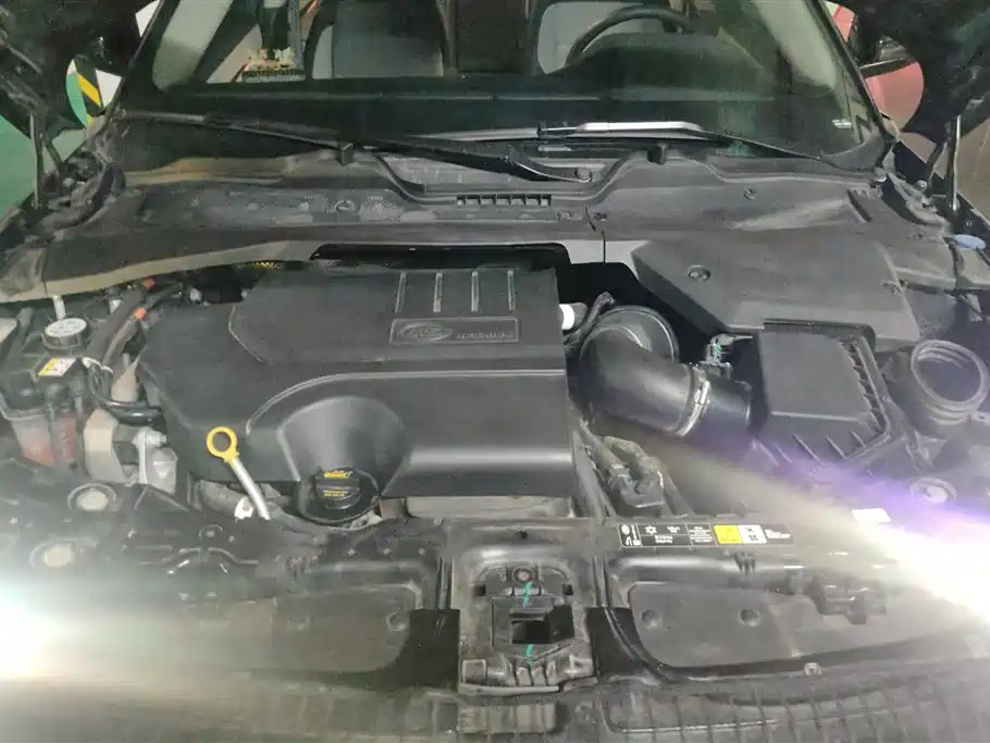 Land Rover Range Rover Aurora