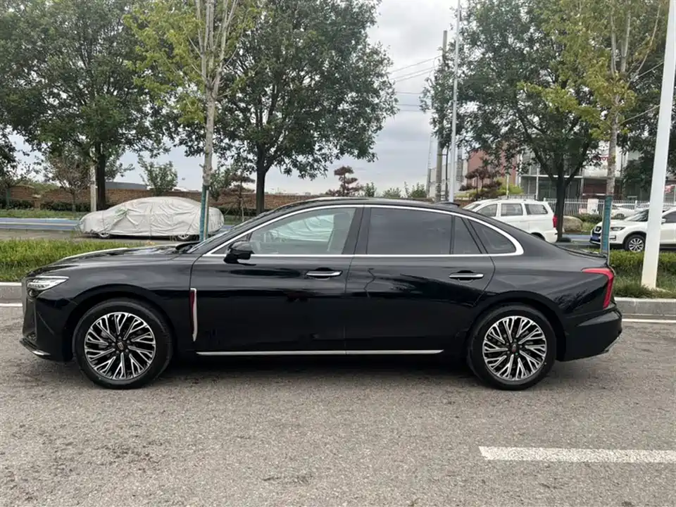 Hongqi H5