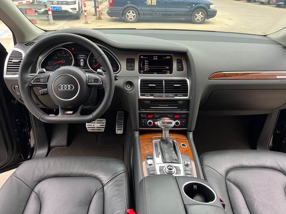 Audi Q7 Audi Q7