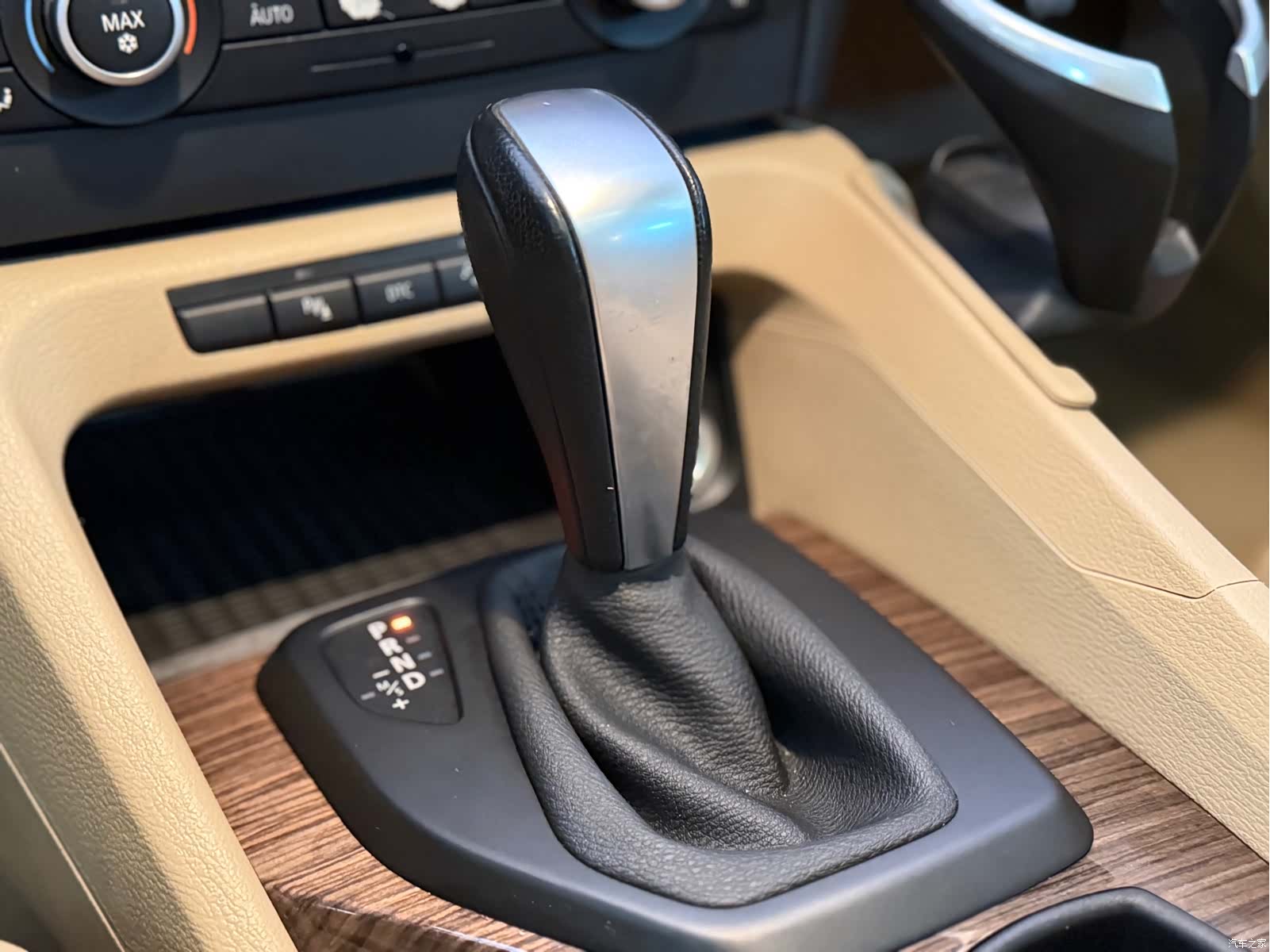 BMW X1, 2010 13