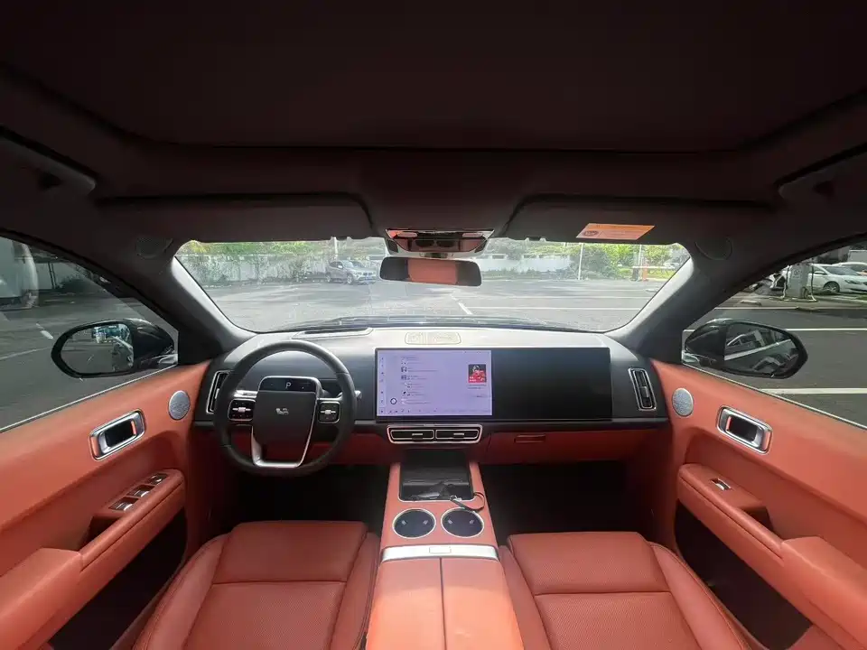 Li Auto Ideal L8
