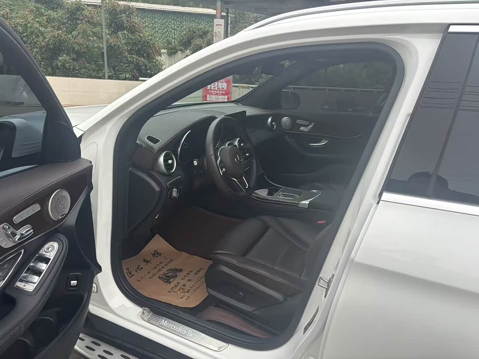 Mercedes-Benz GLC Mercedes-Benz GLC