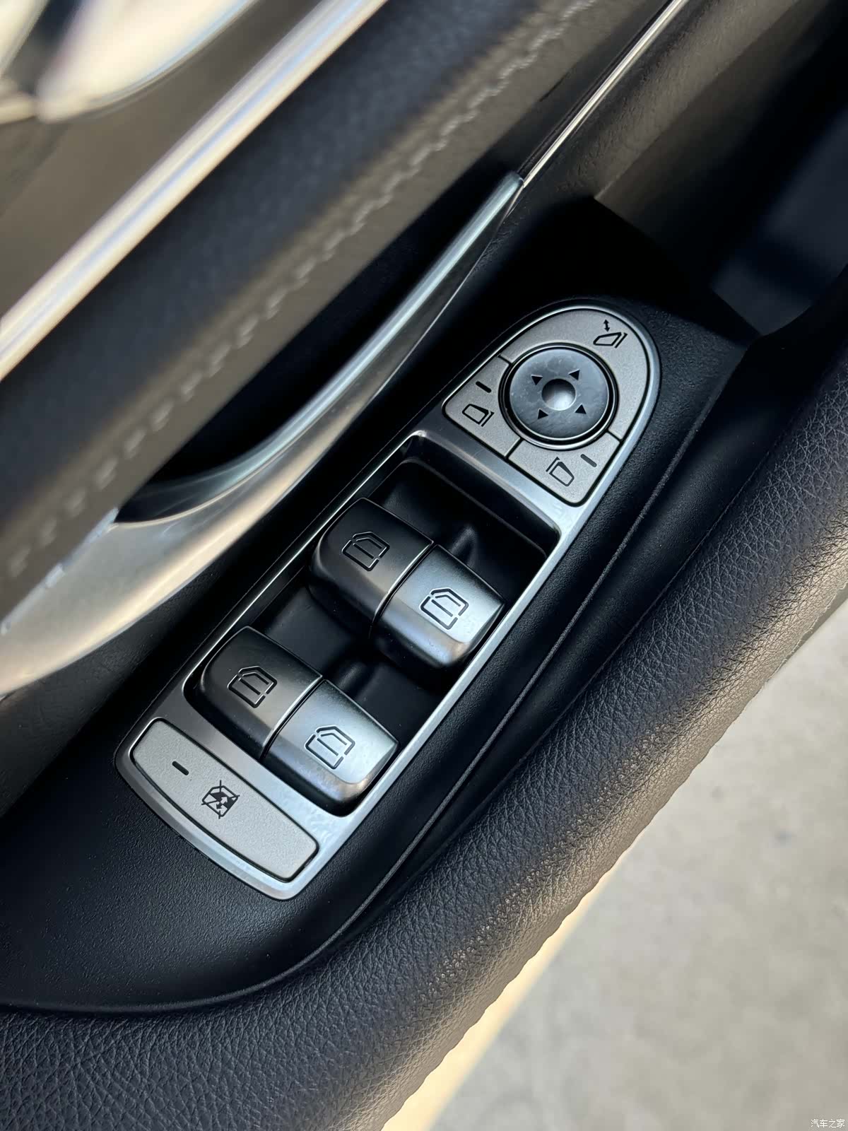 Mercedes-Benz E-Class, 2018 8