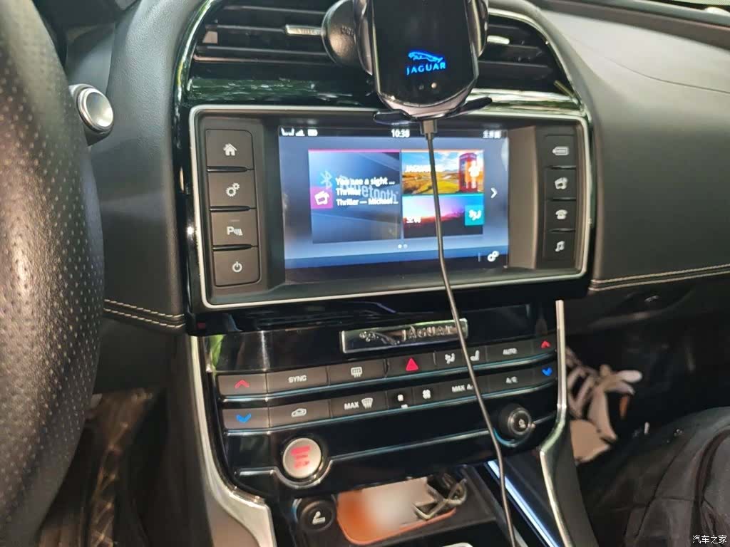 Jaguar XE, 2016 6