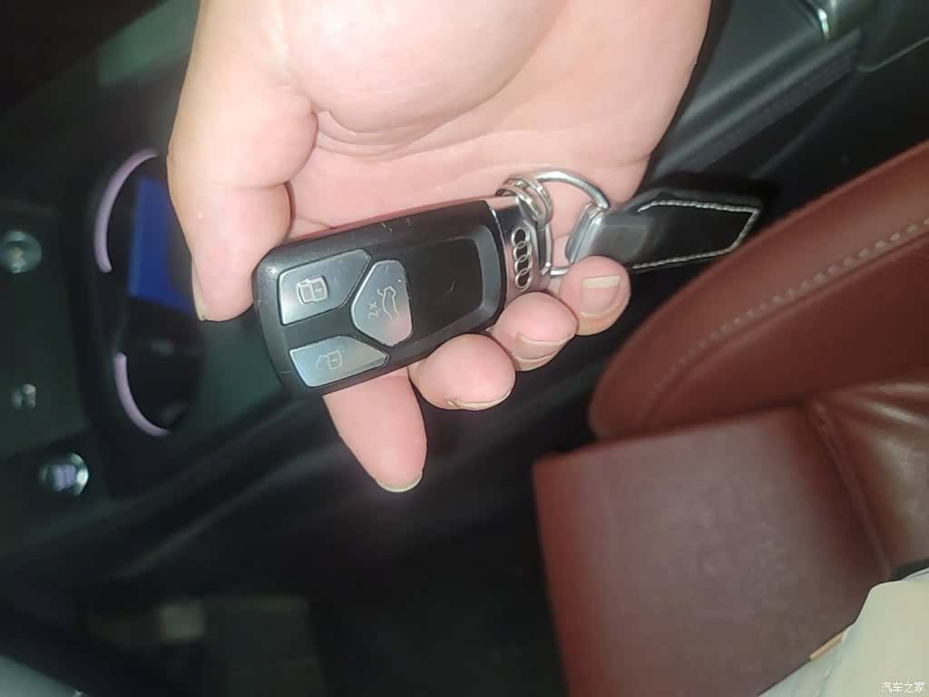 Audi A4L, 2022 9