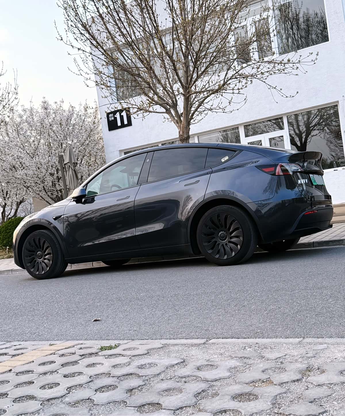 Tesla Model Y, 2024 3
