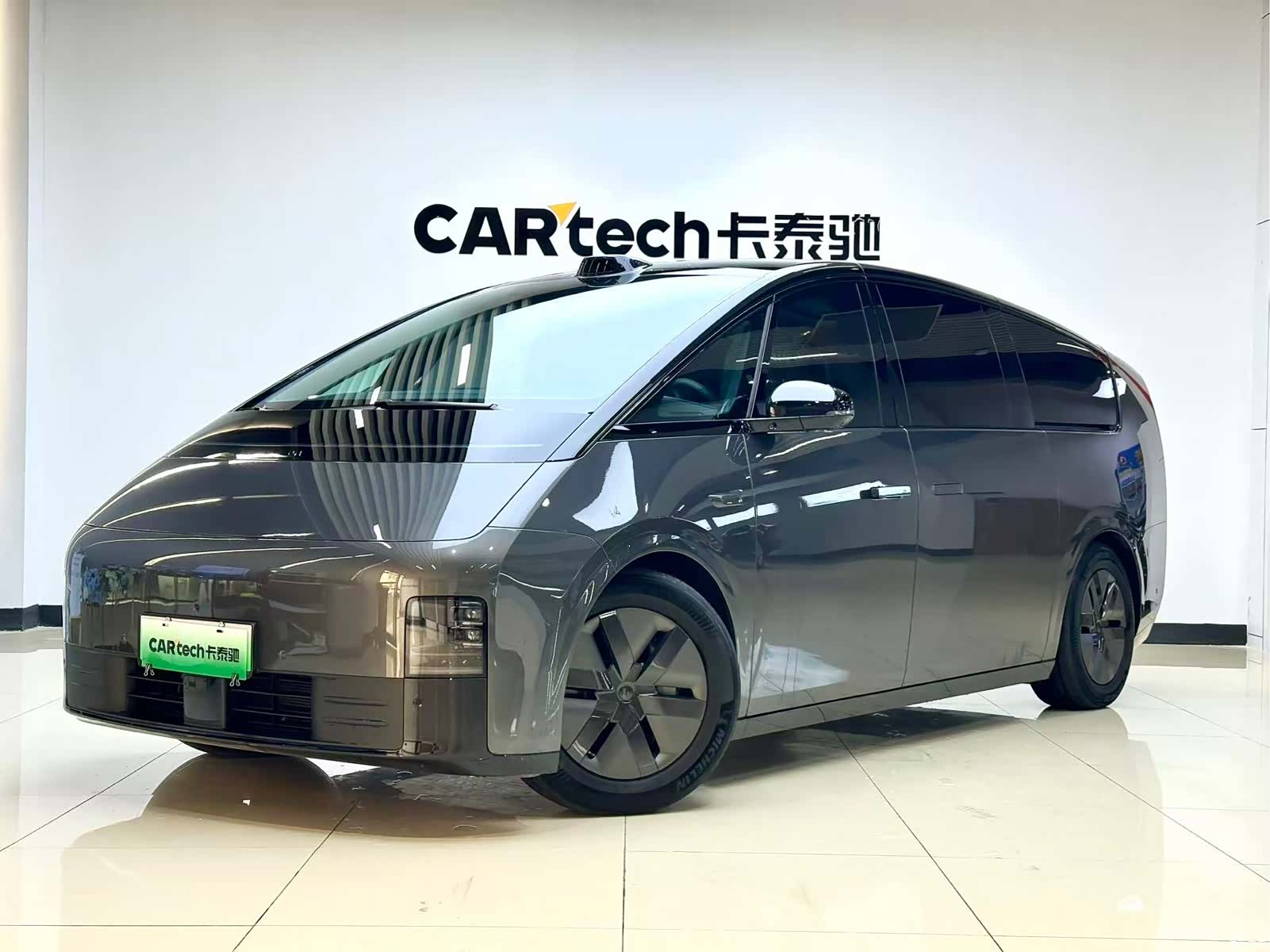 Li Auto MEGA, 2024 3