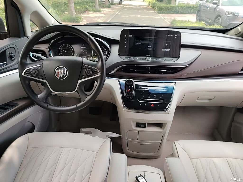 Buick GL8, 2021 10