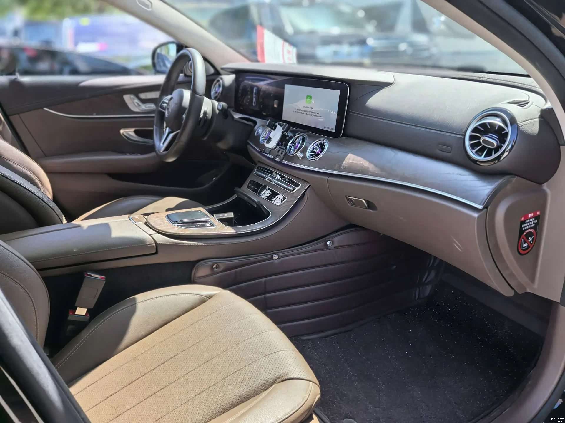 Mercedes-Benz E-Class, 2019 8