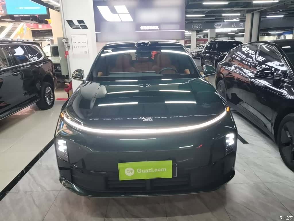 Li Auto L6, 2024 3