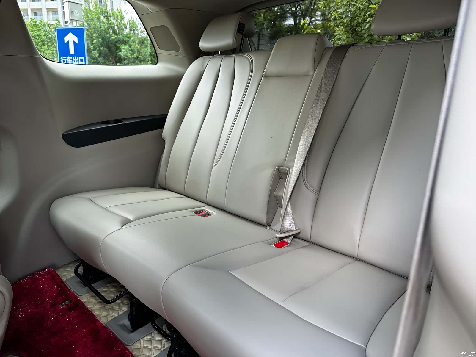 Buick GL8, 2019 7