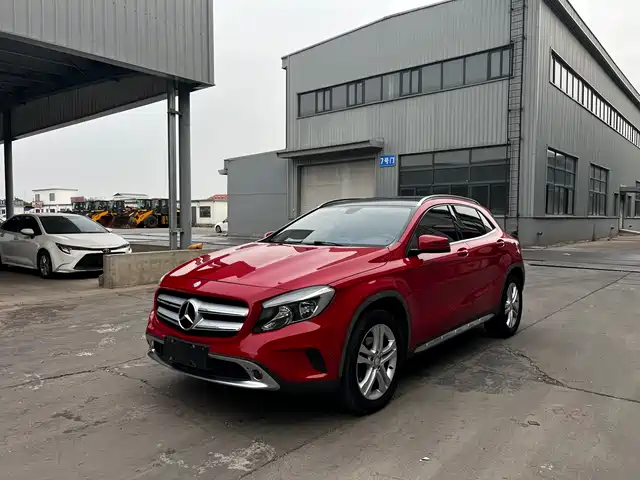 Mercedes-Benz GLA 2015 — купить из Китая под заказ