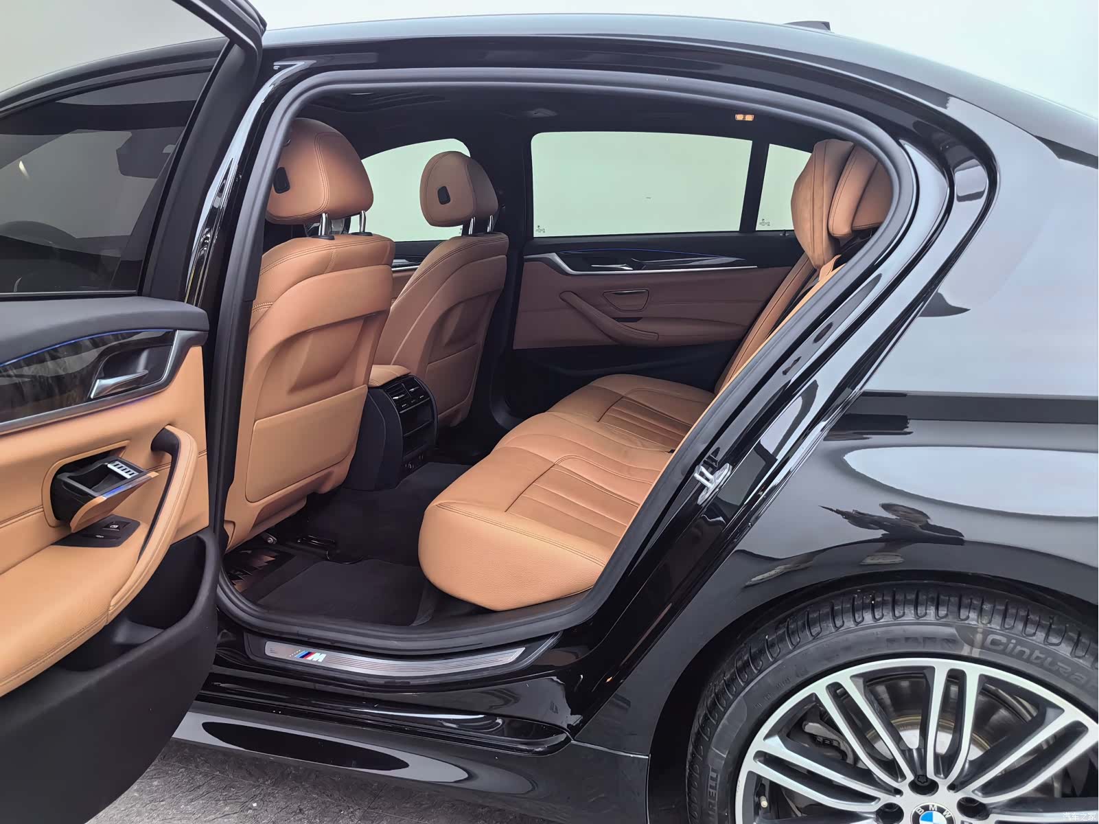 BMW 5 Series, 2017 14