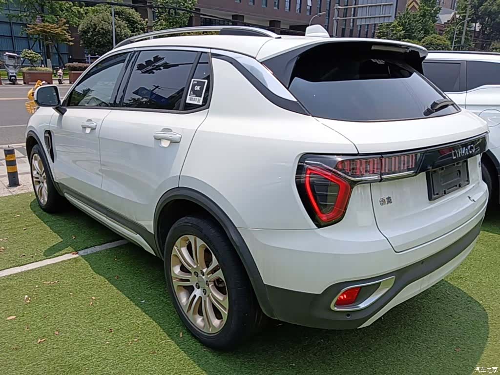 Lynk & Co 01, 2018 все фото