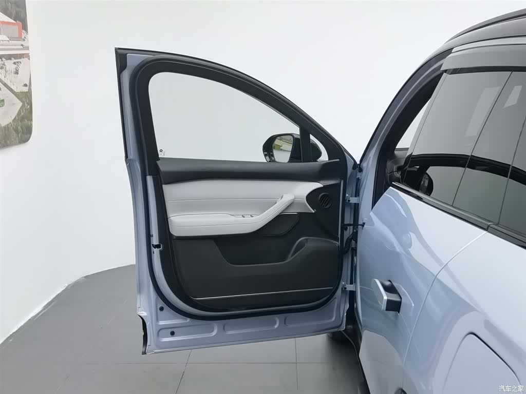 NIO ES6, 2024 8