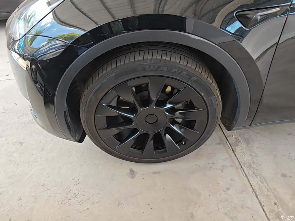 Tesla Model Y, 2021 23