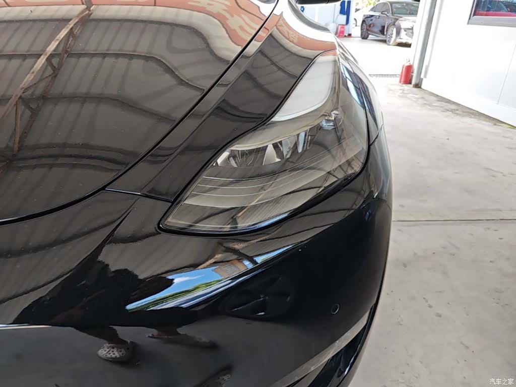 Tesla Model Y, 2021 24