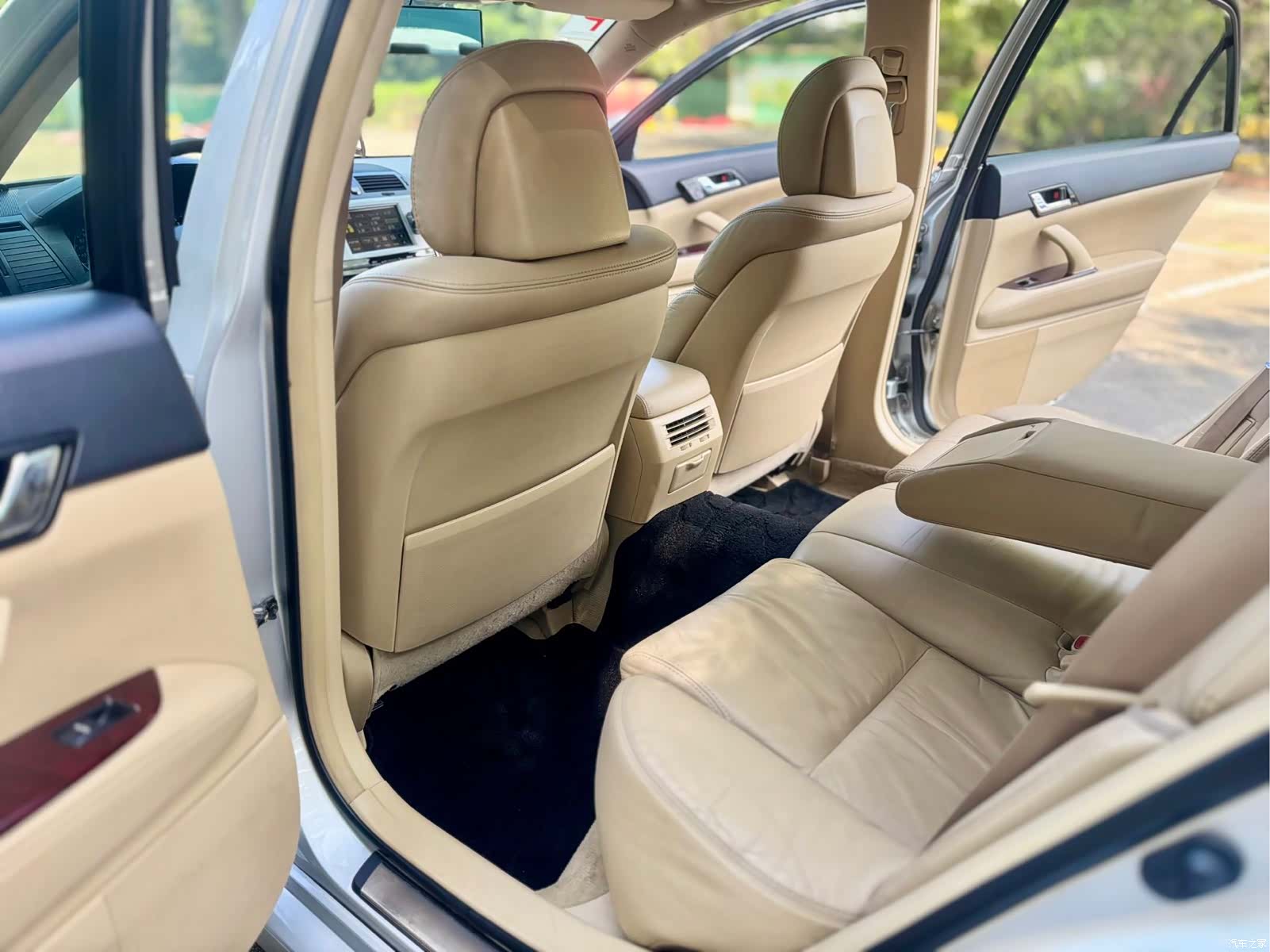 Toyota 2.5S, 2010 все фото
