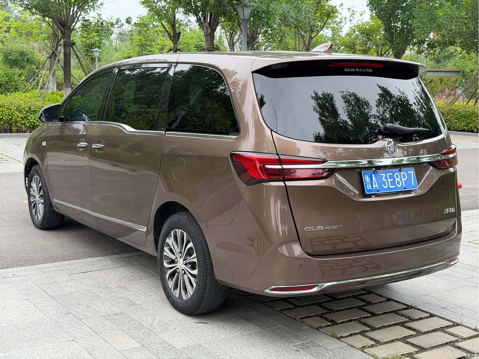 Buick GL8, 2021 4