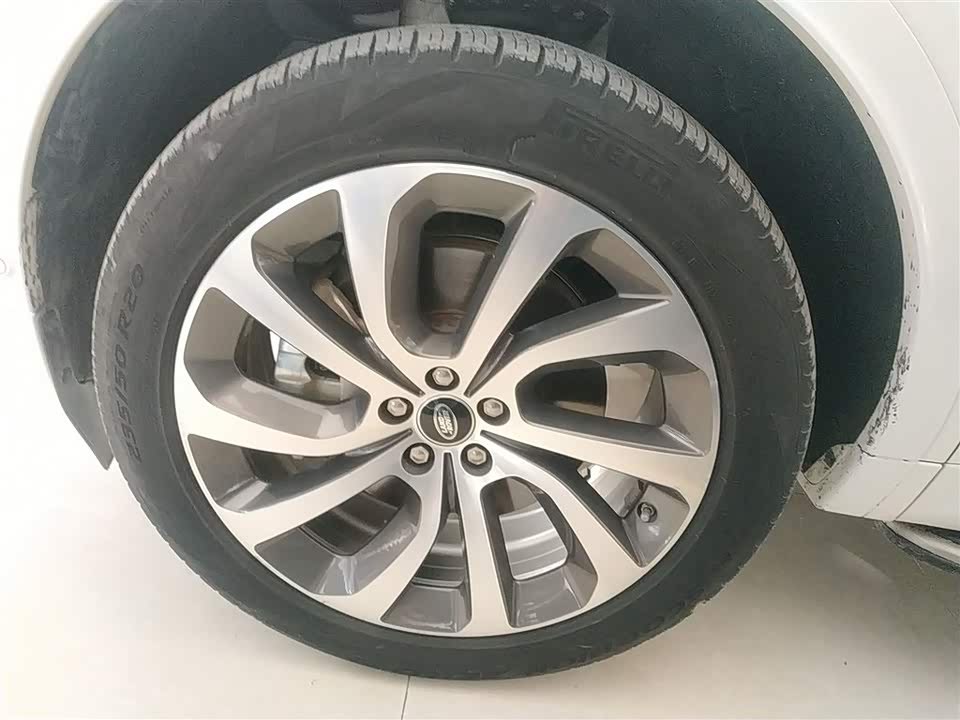 Land Rover Discover sports