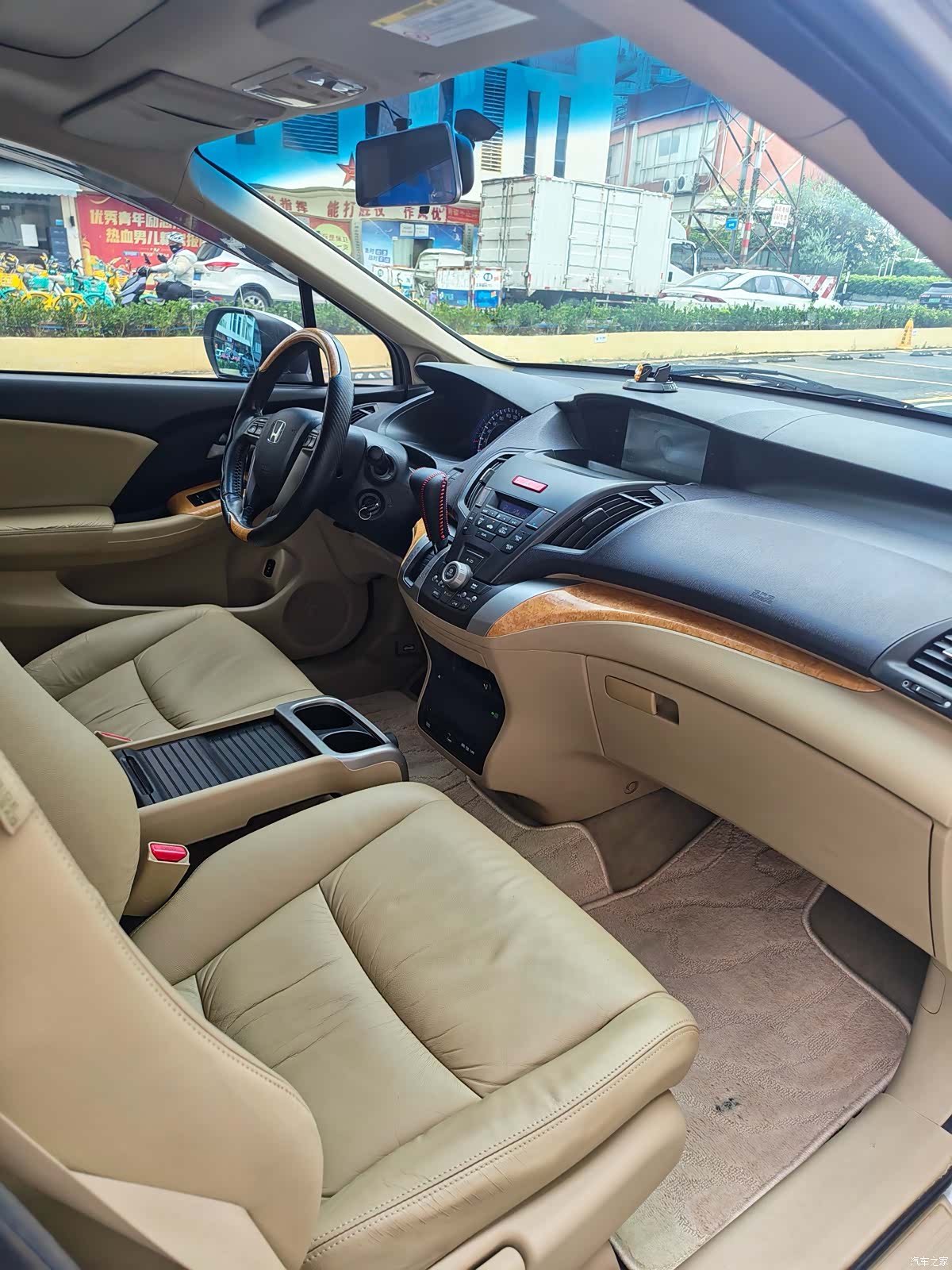 Honda Odyssey, 2011 23