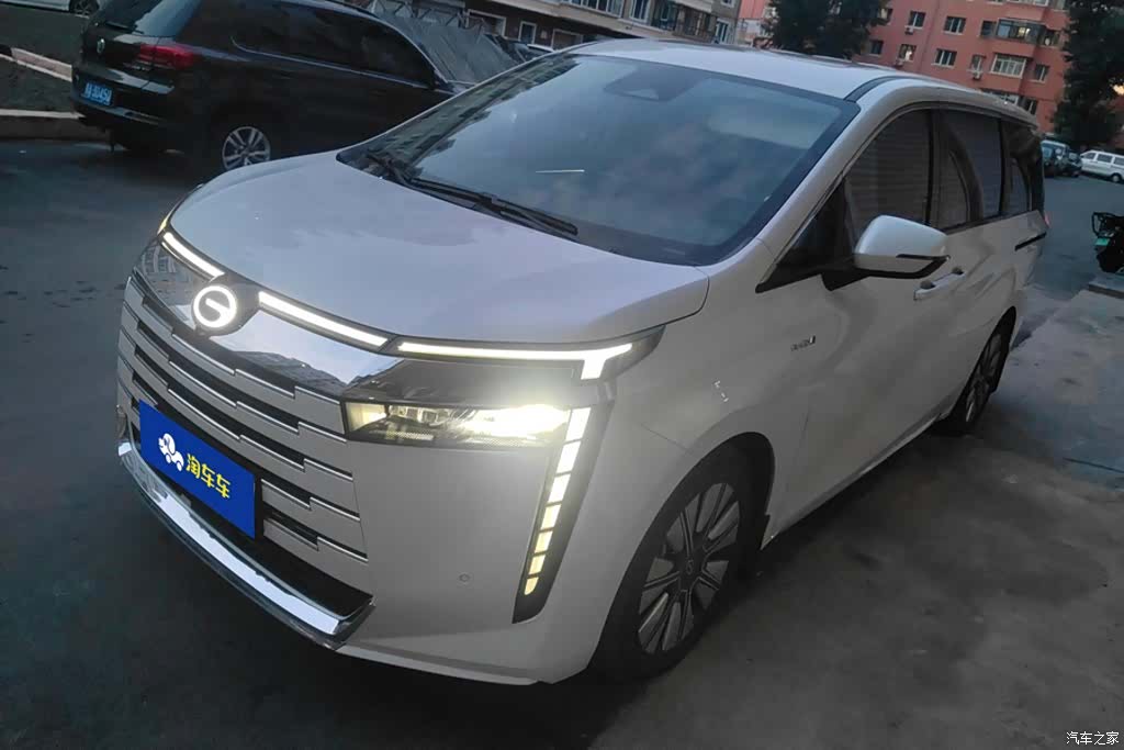 Trumpchi E8, 2024 1