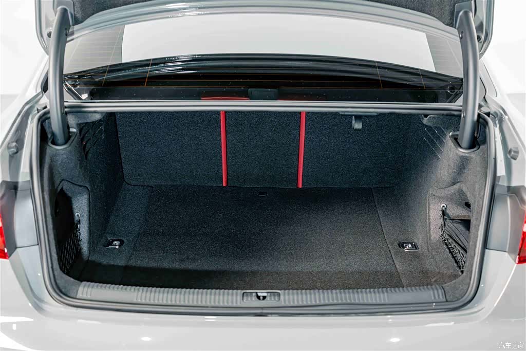 Audi S4, 2022 23