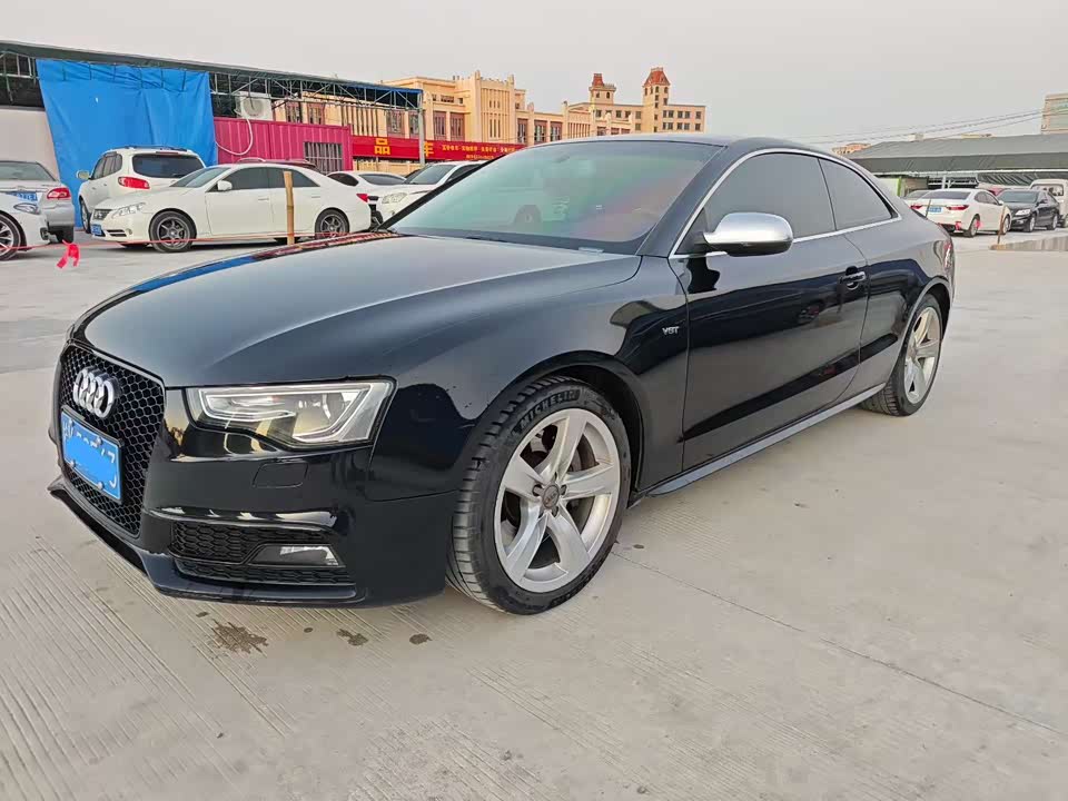 Audi S5