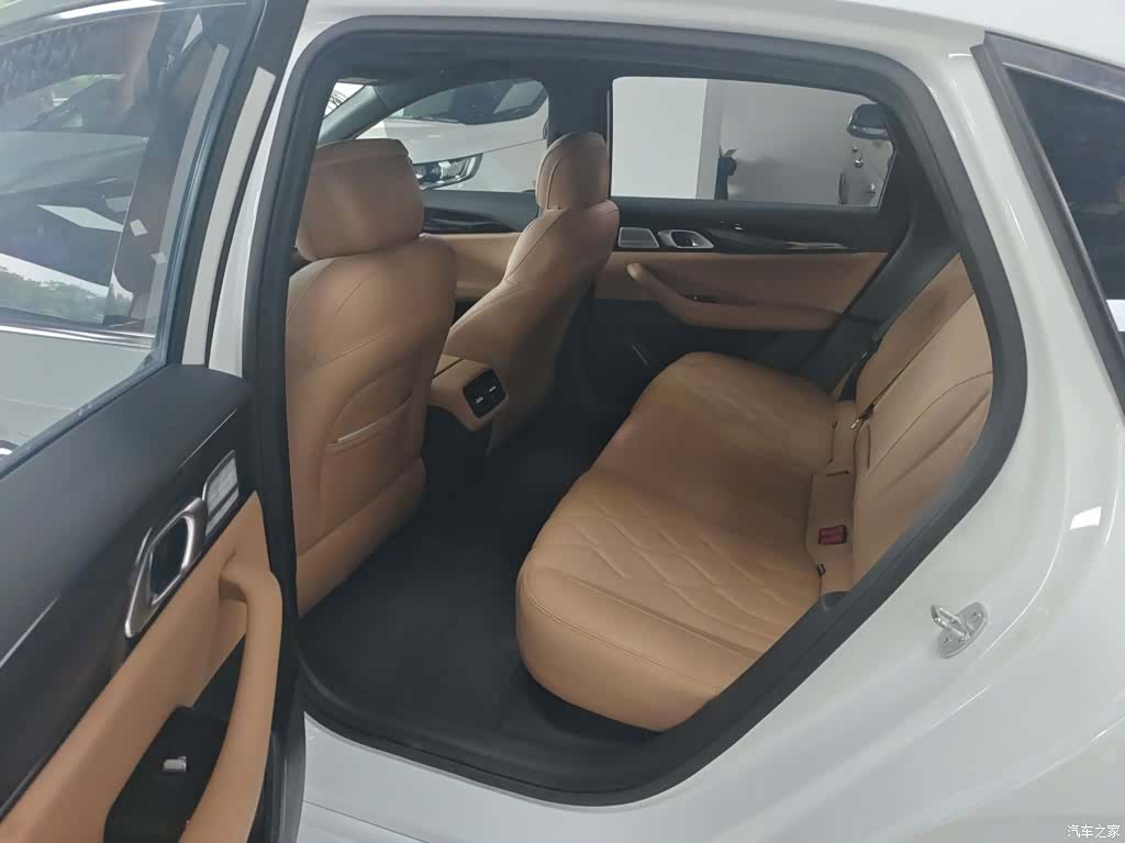 Geely A7, 2026 13