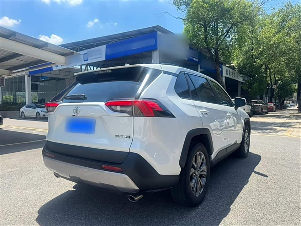 Toyota RAV4 Rongfang