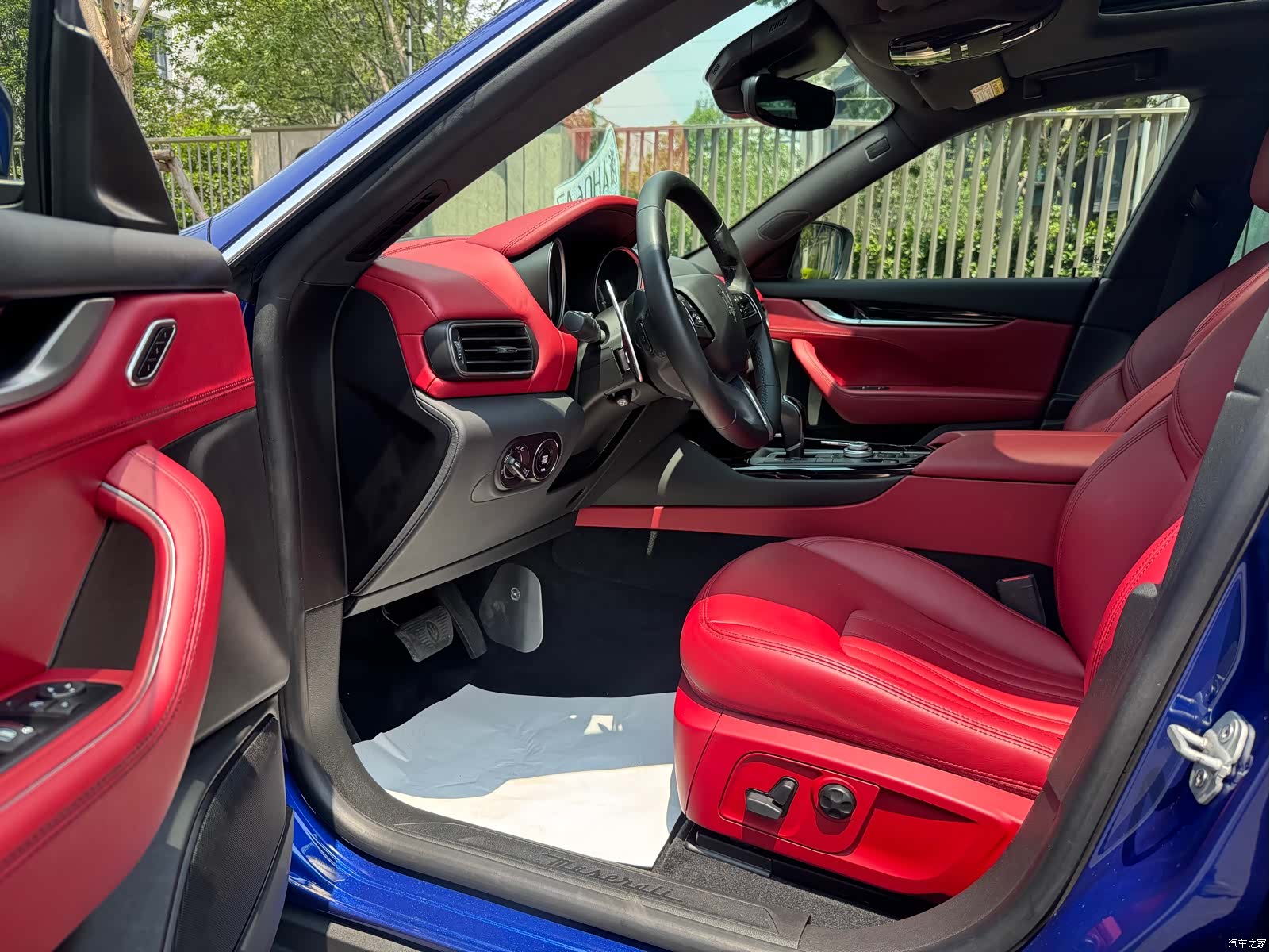 Maserati Levante, 2017 3